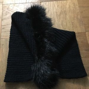 Cable Knit Infinity Scarf with Faux Fur Trim